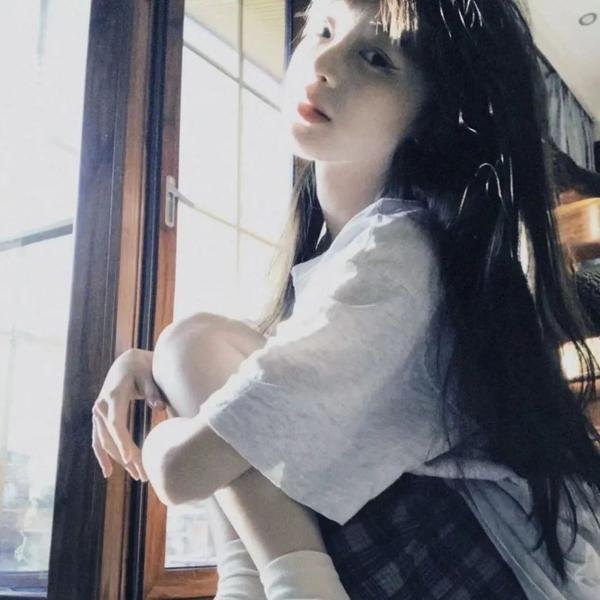 美女与液体人
